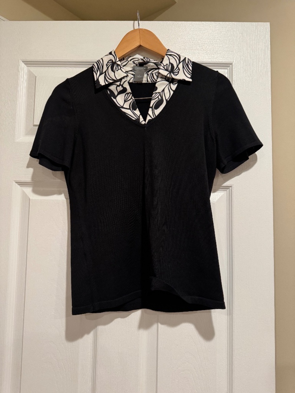 Ann Taylor Ladies Silk Polo Top Size S